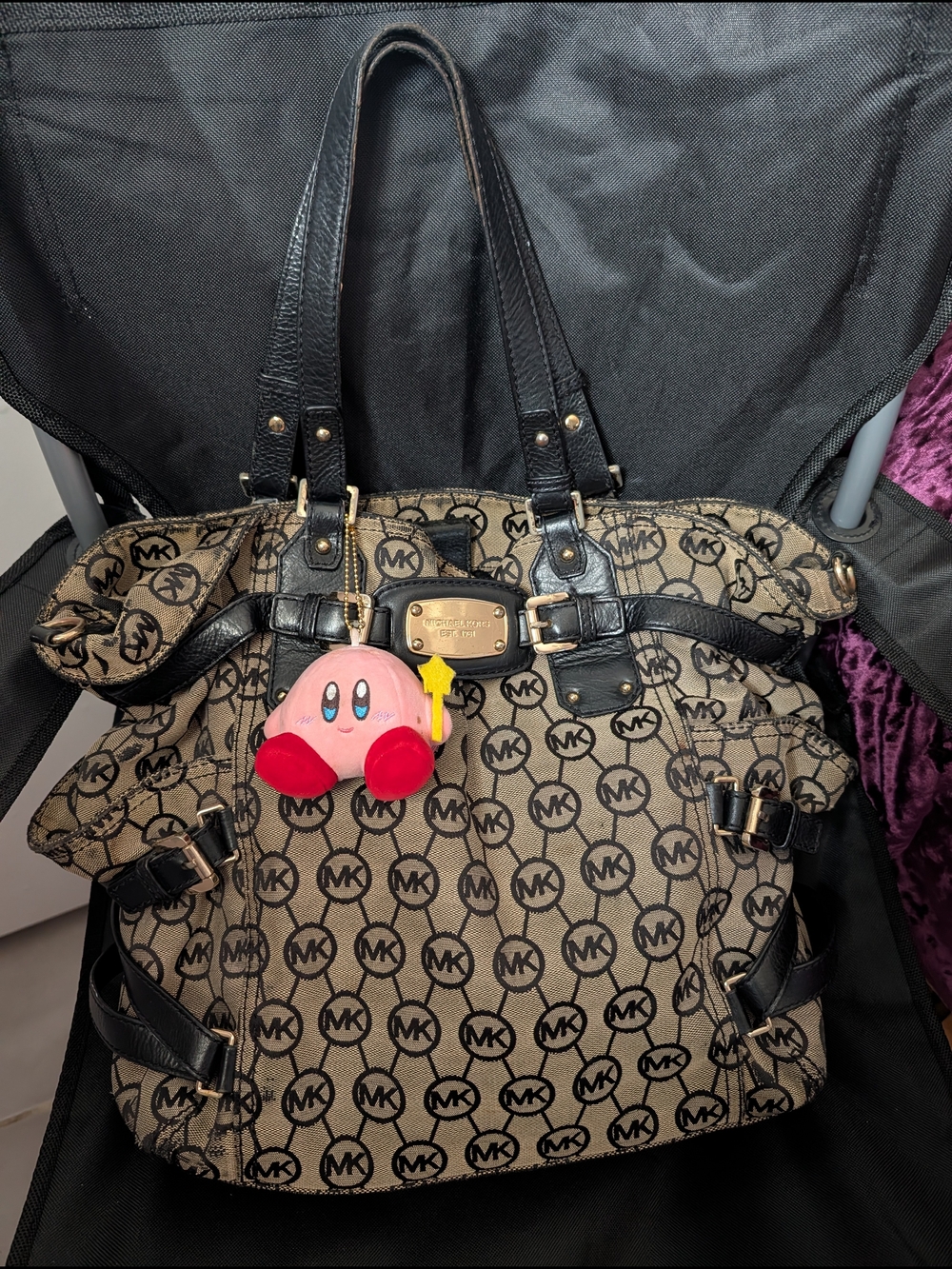 Michael Kors Logo Tote in Brown/Black